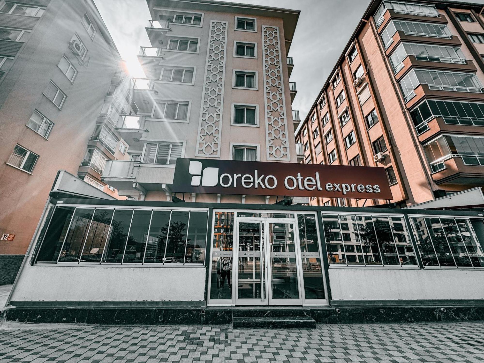 Oreko Express Afyonkarahisar ภายนอก รูปภาพ